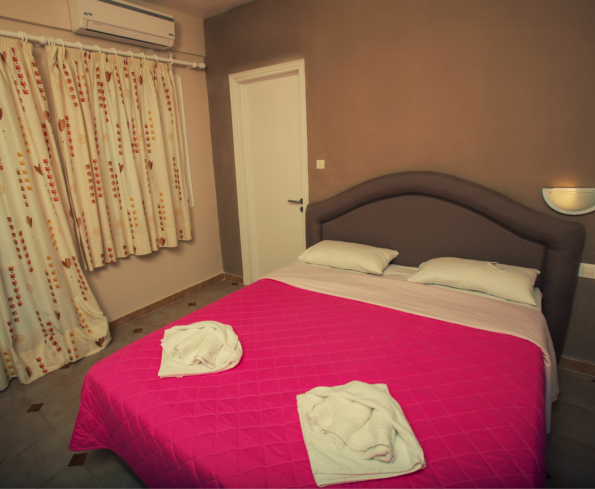 Sunshine Resort Lászi Kültér fotó