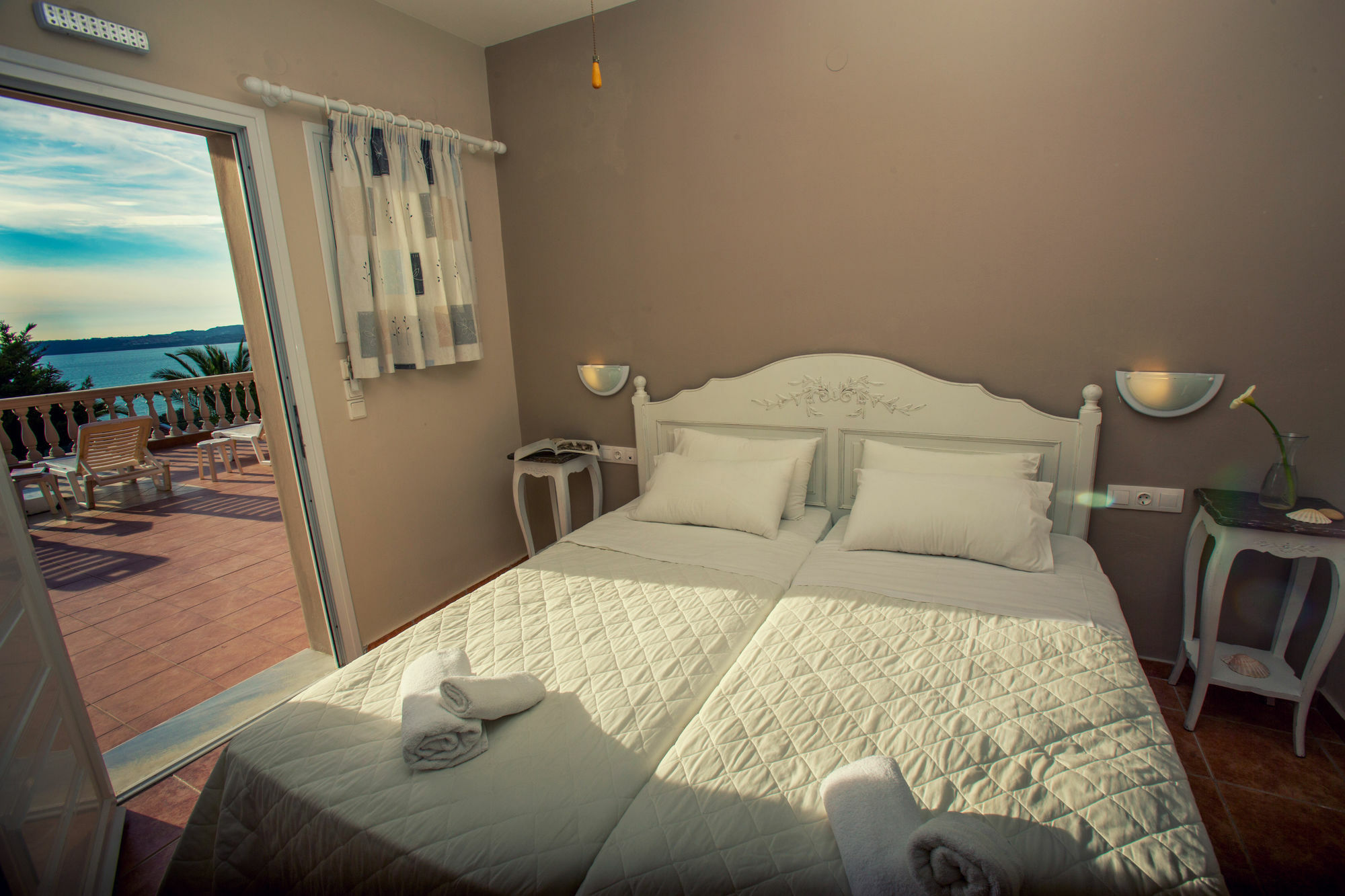 Sunshine Resort Lászi Kültér fotó